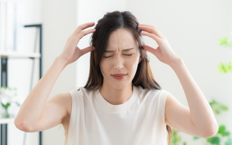 頭痛整体ページへ 頭痛イメージ