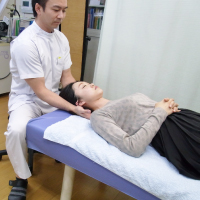 頸椎捻挫(むちうち)治療イメージ写真